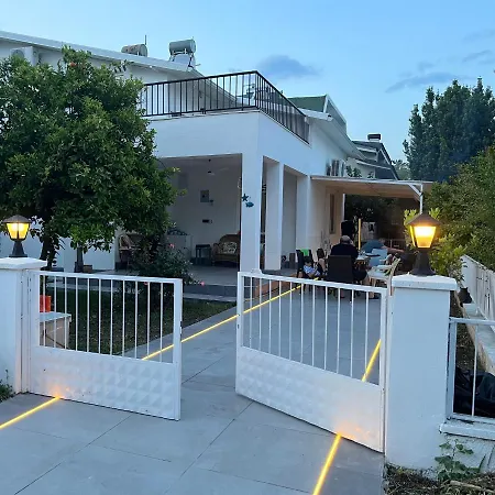 酒店 Beach Villas 凯梅尔